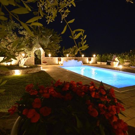 Bed and Breakfast Trulli Petra Chiara Locorotondo Zewnętrze zdjęcie